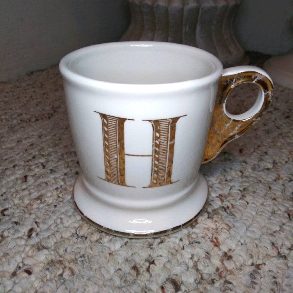 3/$18 Anthropologie Cream & Gold "H" Initial Stoneware Coffee Mug